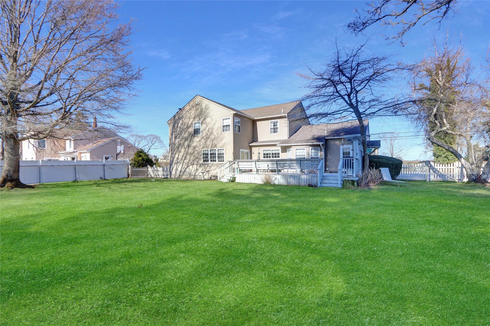 326 Great River Road, Great River, New York image 33