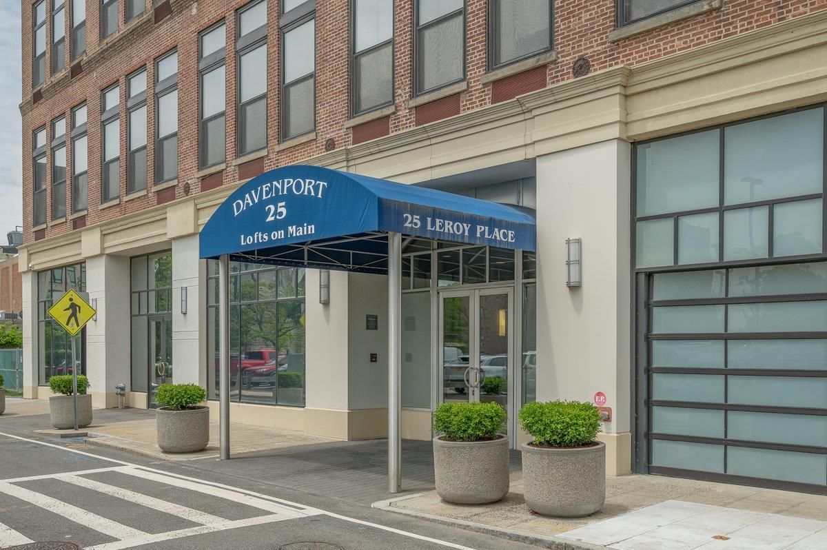 25 Leroy Place #301, New Rochelle, New York image 2