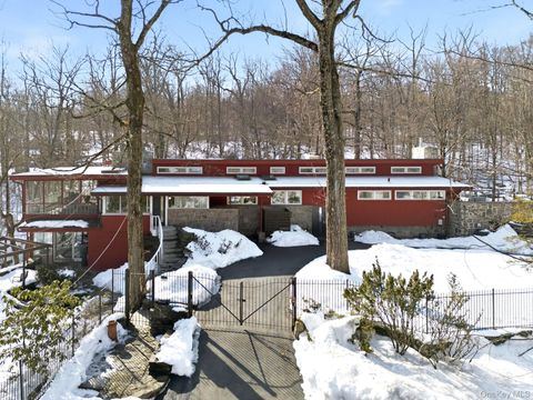 Tiny photo for 150 N Healy Avenue, Hartsdale, NY 10530 (MLS # 947040)