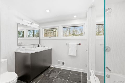 Tiny photo for 150 N Healy Avenue, Hartsdale, NY 10530 (MLS # 947040)