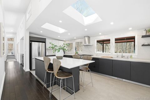 Tiny photo for 150 N Healy Avenue, Hartsdale, NY 10530 (MLS # 947040)