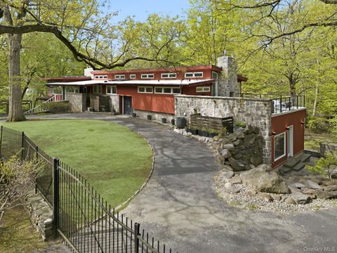 Tiny photo for 150 N Healy Avenue, Hartsdale, NY 10530 (MLS # 947040)