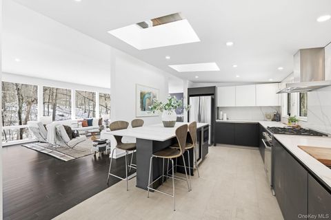 Tiny photo for 150 N Healy Avenue, Hartsdale, NY 10530 (MLS # 947040)