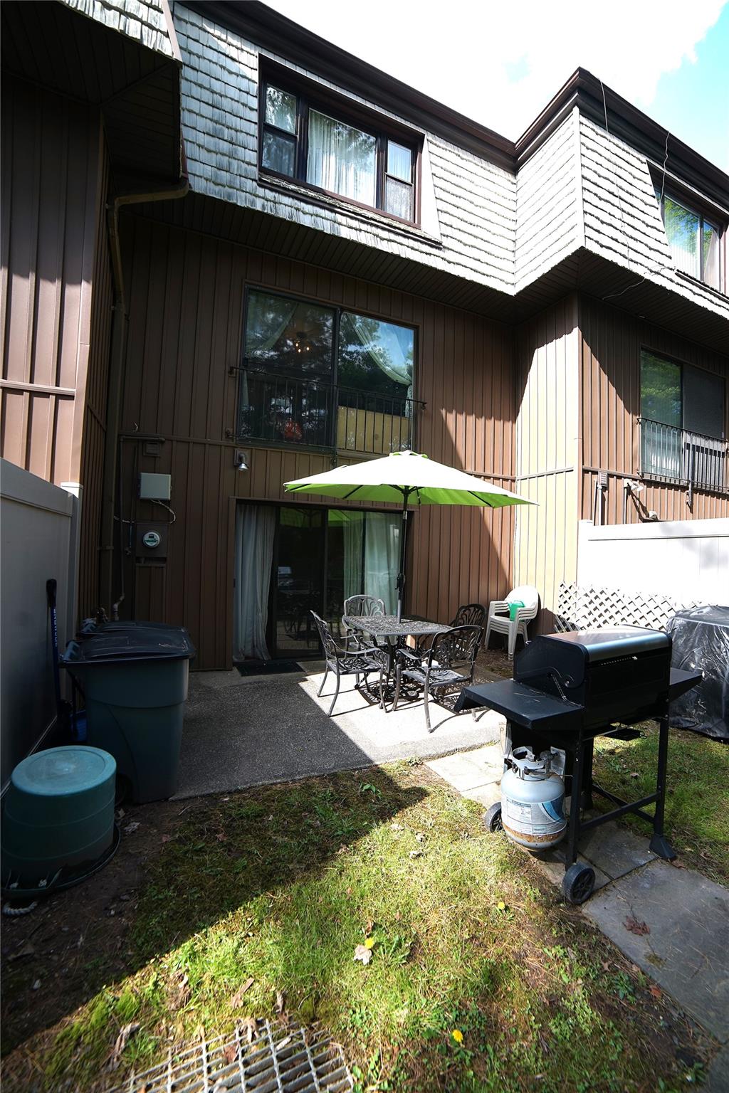 22 Heritage Drive #G, New City, New York image 25