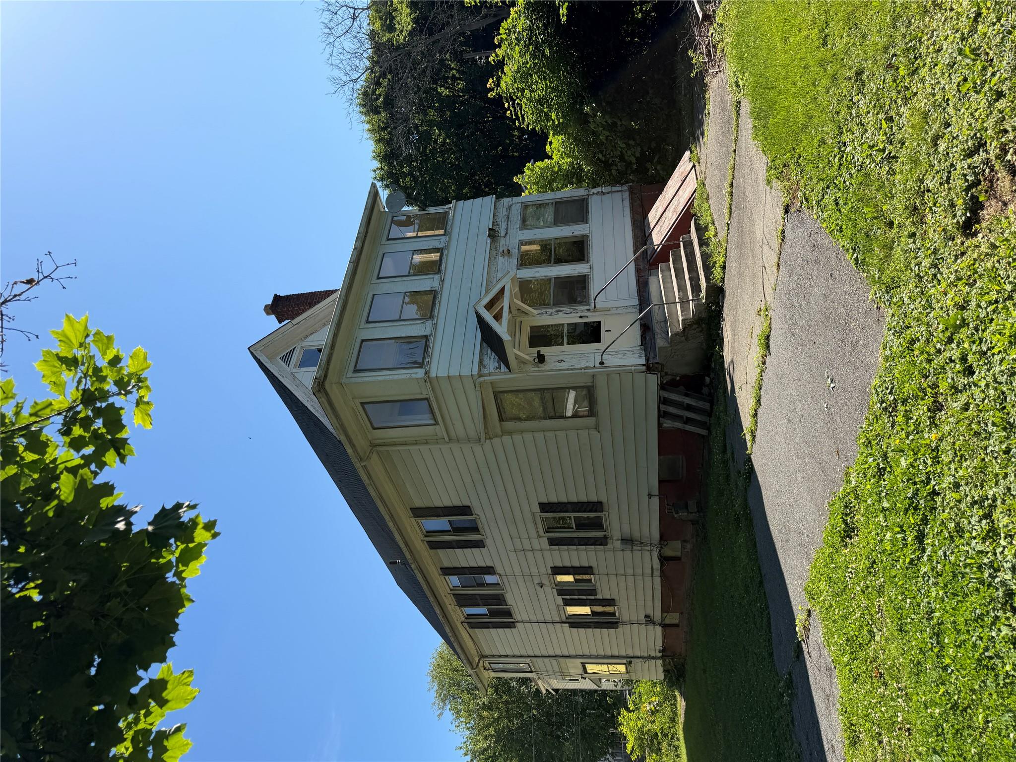 15 Duane Street