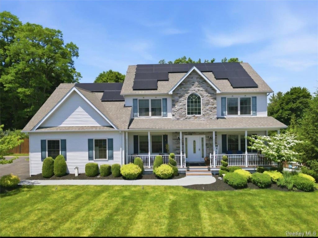Photo of 5 Gleneagles Court, Monroe, NY 10950 (MLS # 1062464)