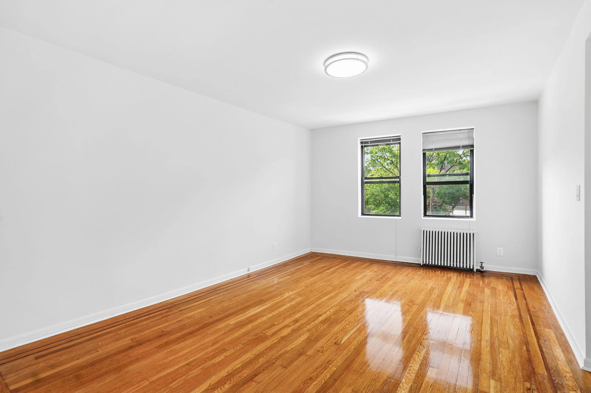 White Plains, New York 10601, United States, 1 Bedroom Bedrooms, ,1 BathroomBathrooms,Residential,Pending,151388