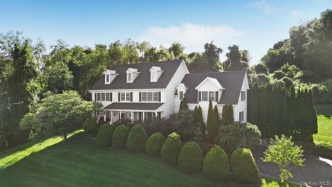 Photo of 122 Duke Drive, Carmel, NY 10512 (MLS # 1018996)