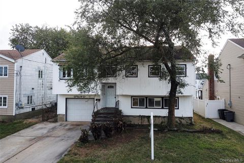 Photo of 292 Westside Avenue, Freeport, NY 11520 (MLS # 908958)