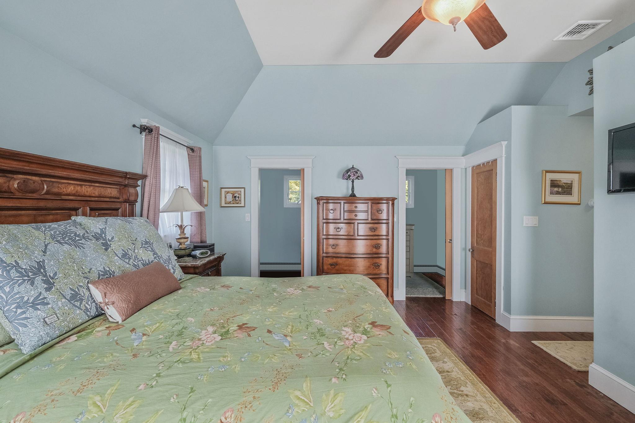 11 Bohack Court, Sayville, New York image 20