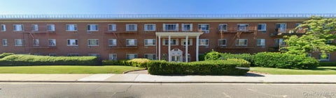 Photo of 88 Lenox Road #3J, Rockville Centre, NY 11570 (MLS # 1046830)