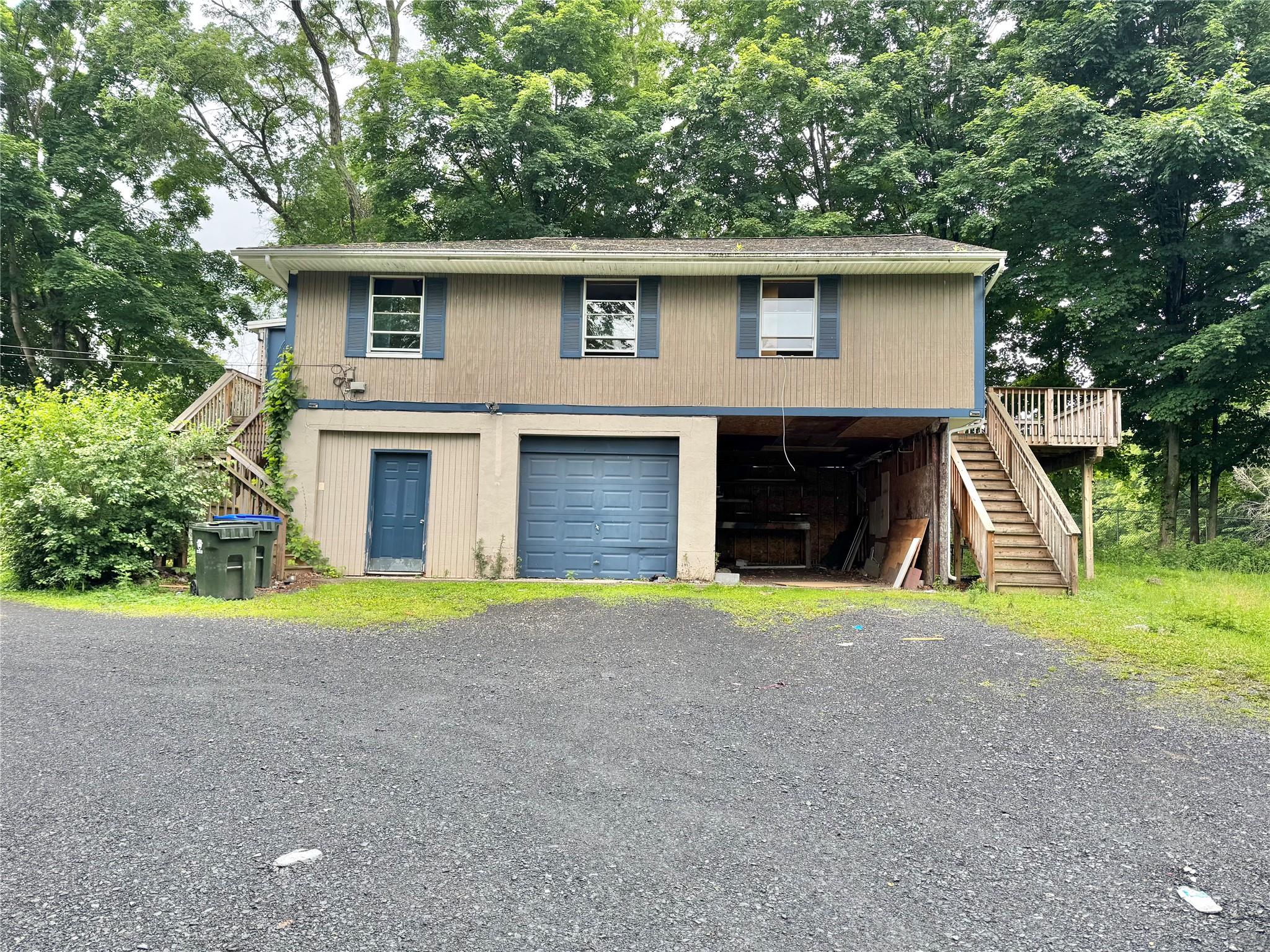 Rental Property at Route 208 2, Washingtonville, New York - Bedrooms: 3 
Bathrooms: 1 
Rooms: 6  - $2,850 MO.