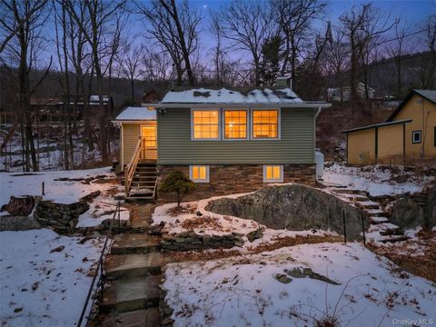 11 Blueberry Hill Greenwood Lake NY 10925