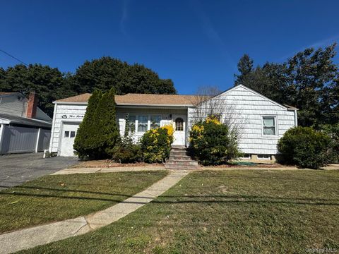 Photo of 309 Hancock Street, Brentwood, NY 11717 (MLS # 920700)