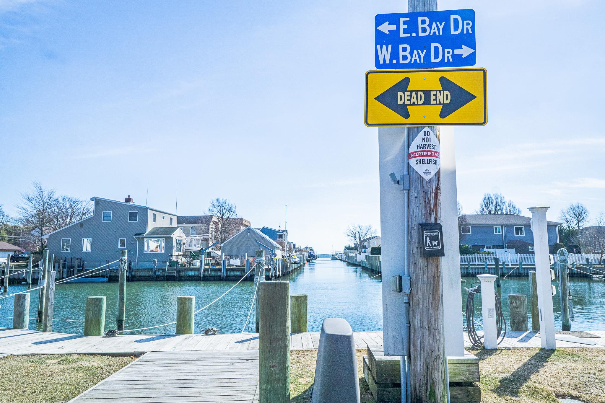 20 E Bay Drive, West Islip, New York image 32