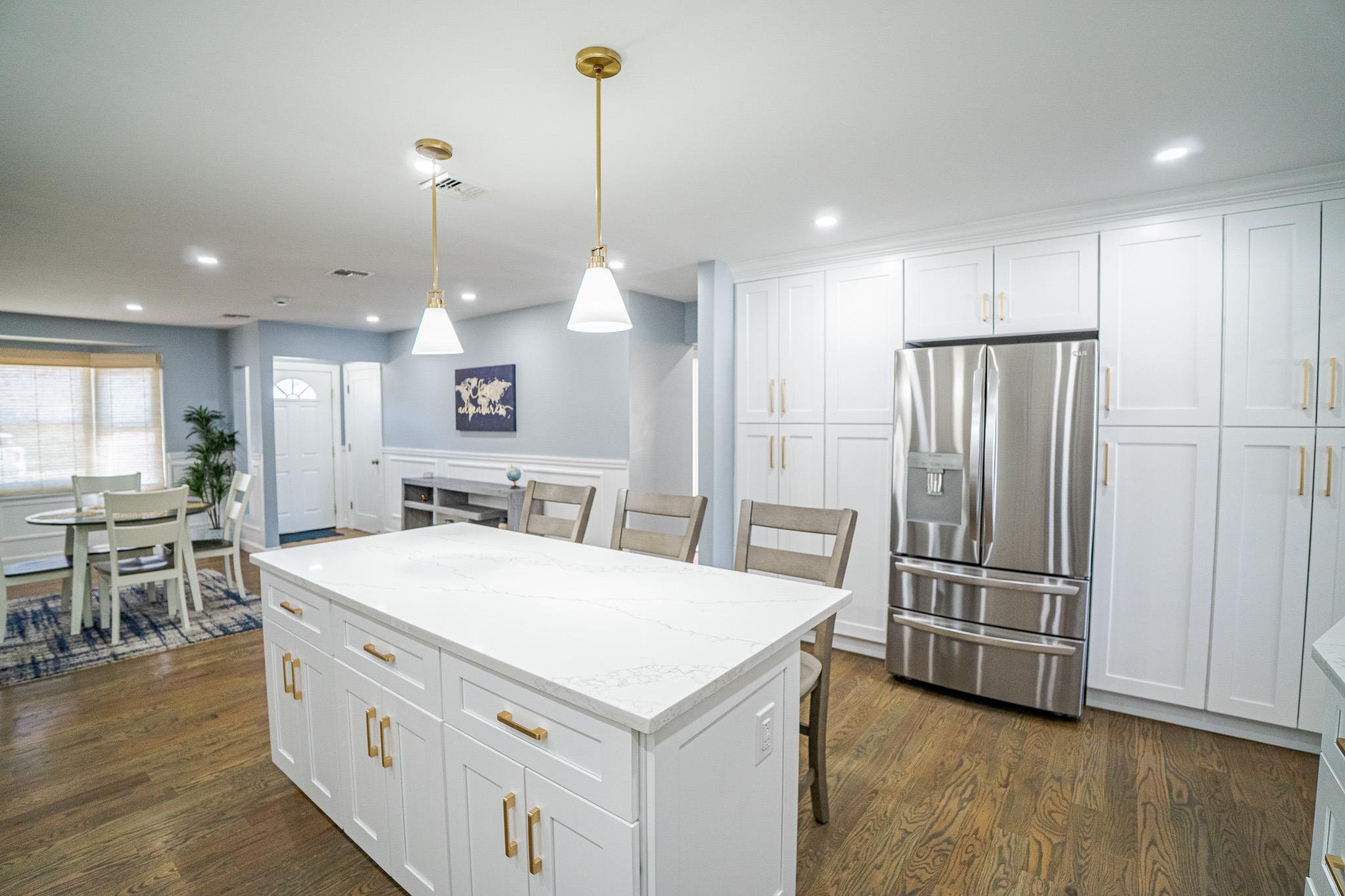 20 E Bay Drive, West Islip, New York image 10