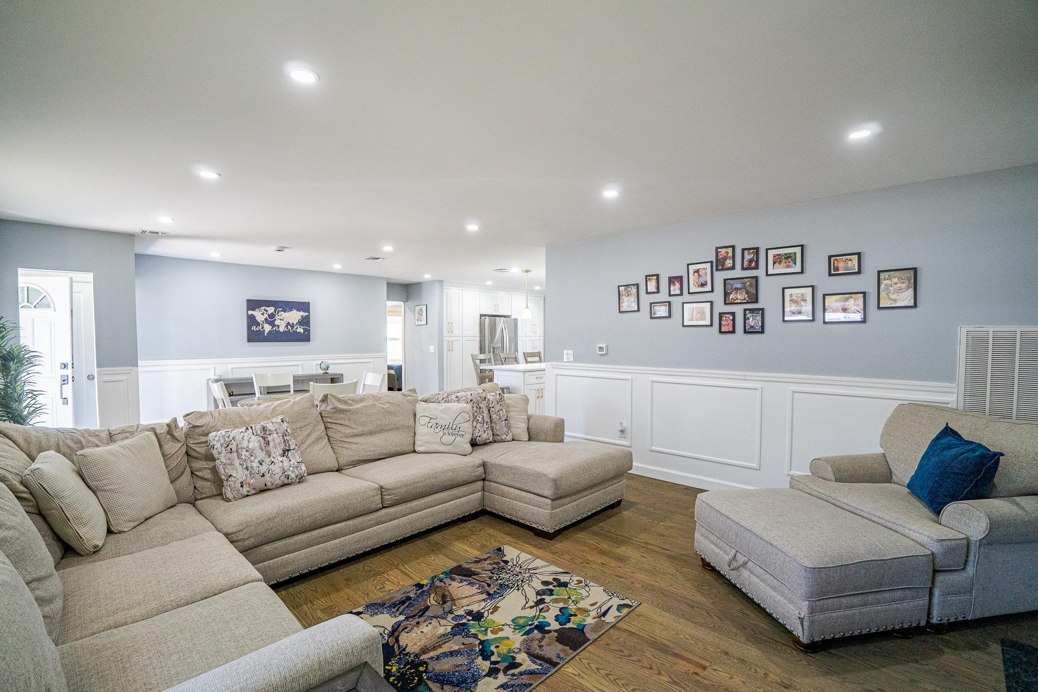 20 E Bay Drive, West Islip, New York image 5