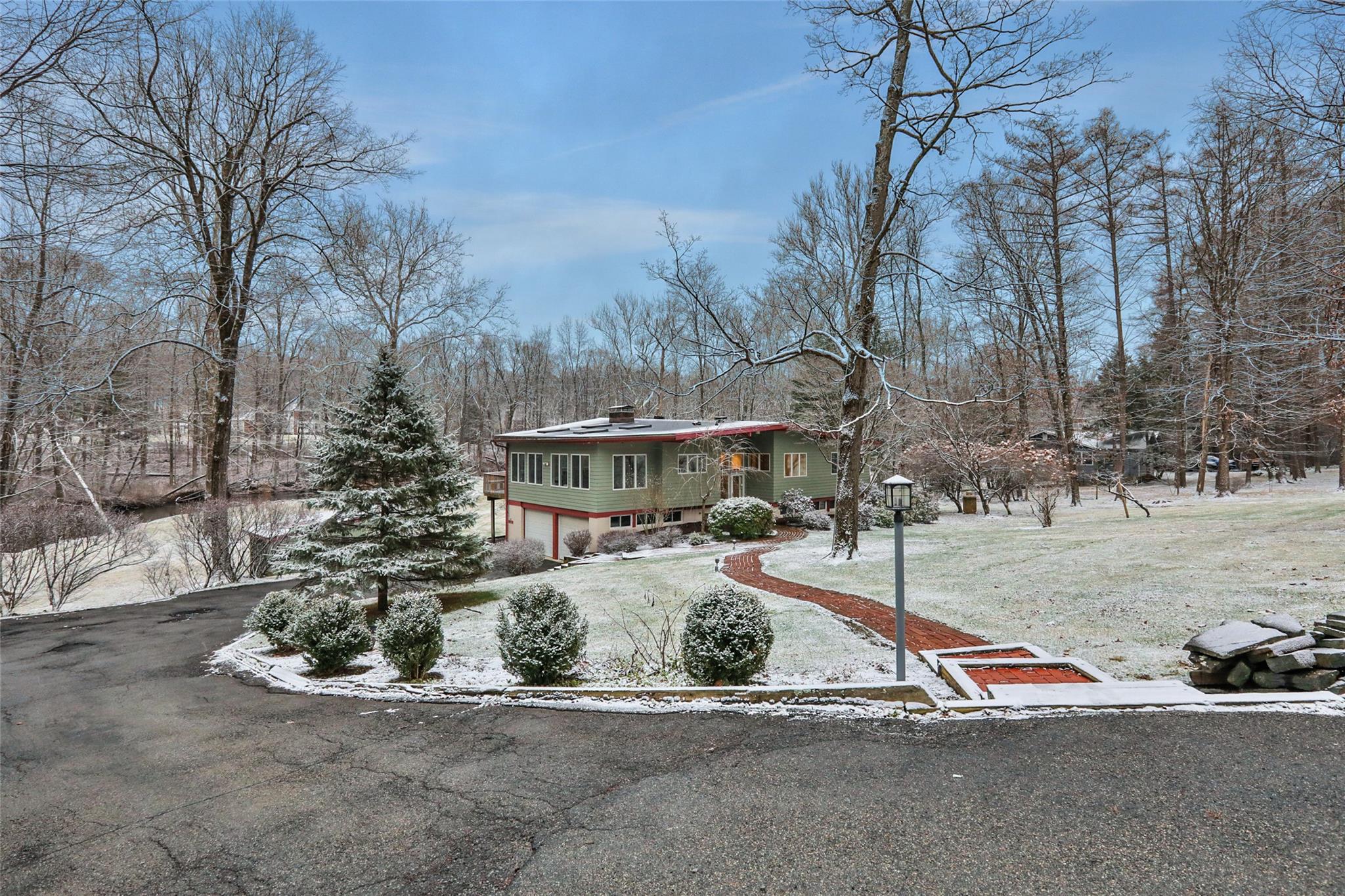 7 Val De Mar Drive, Hopewell Junction, New York image 4