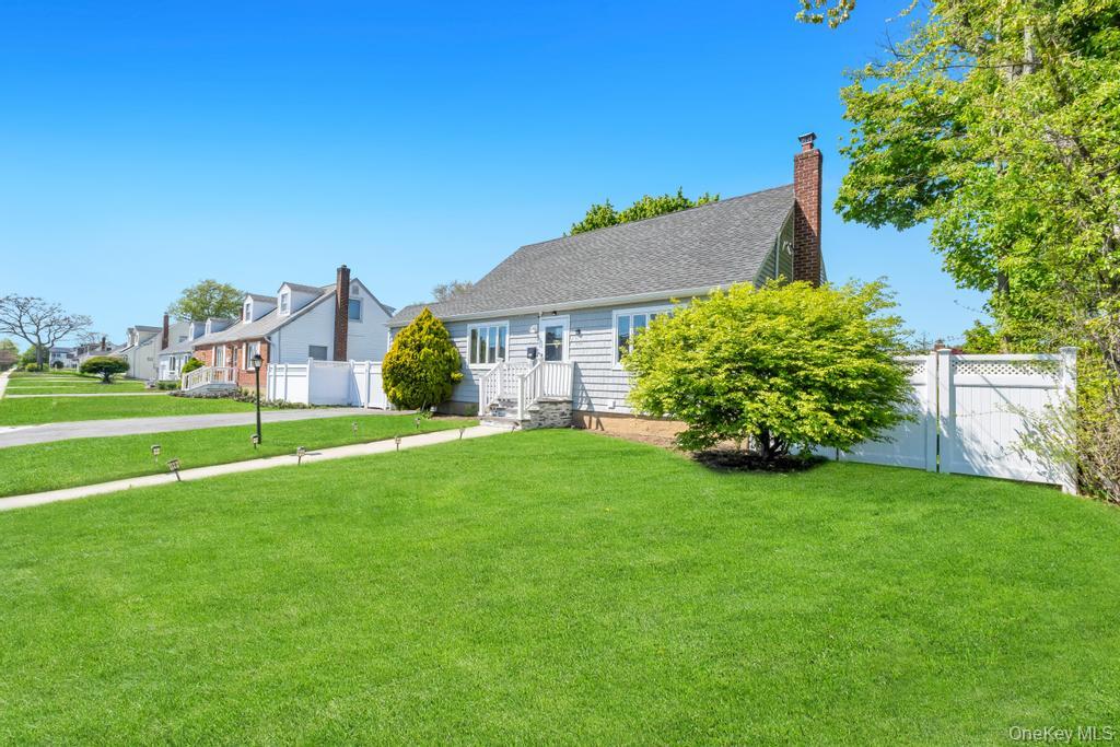 259 N Rutherford Avenue