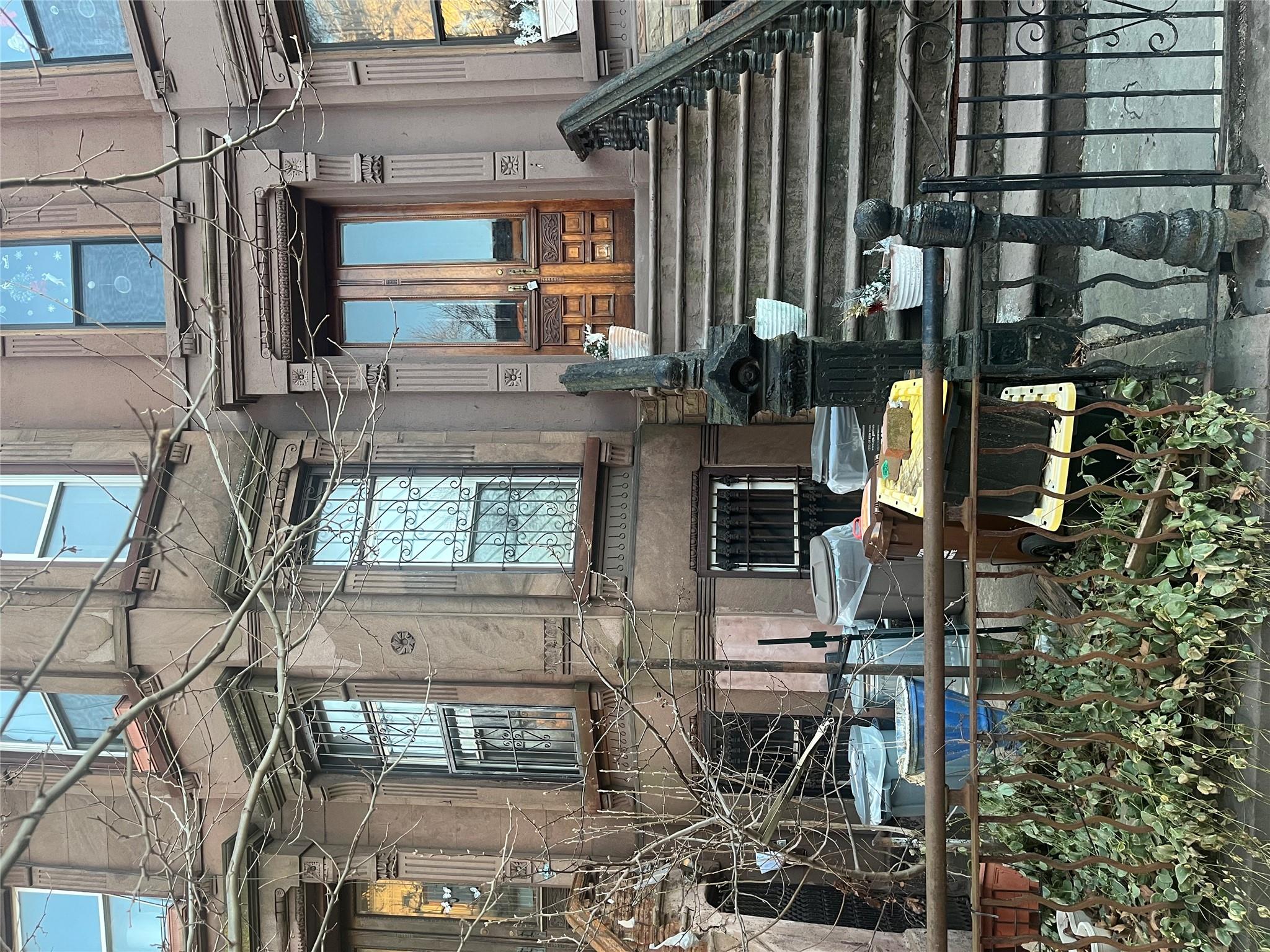 132 Macdonough Street