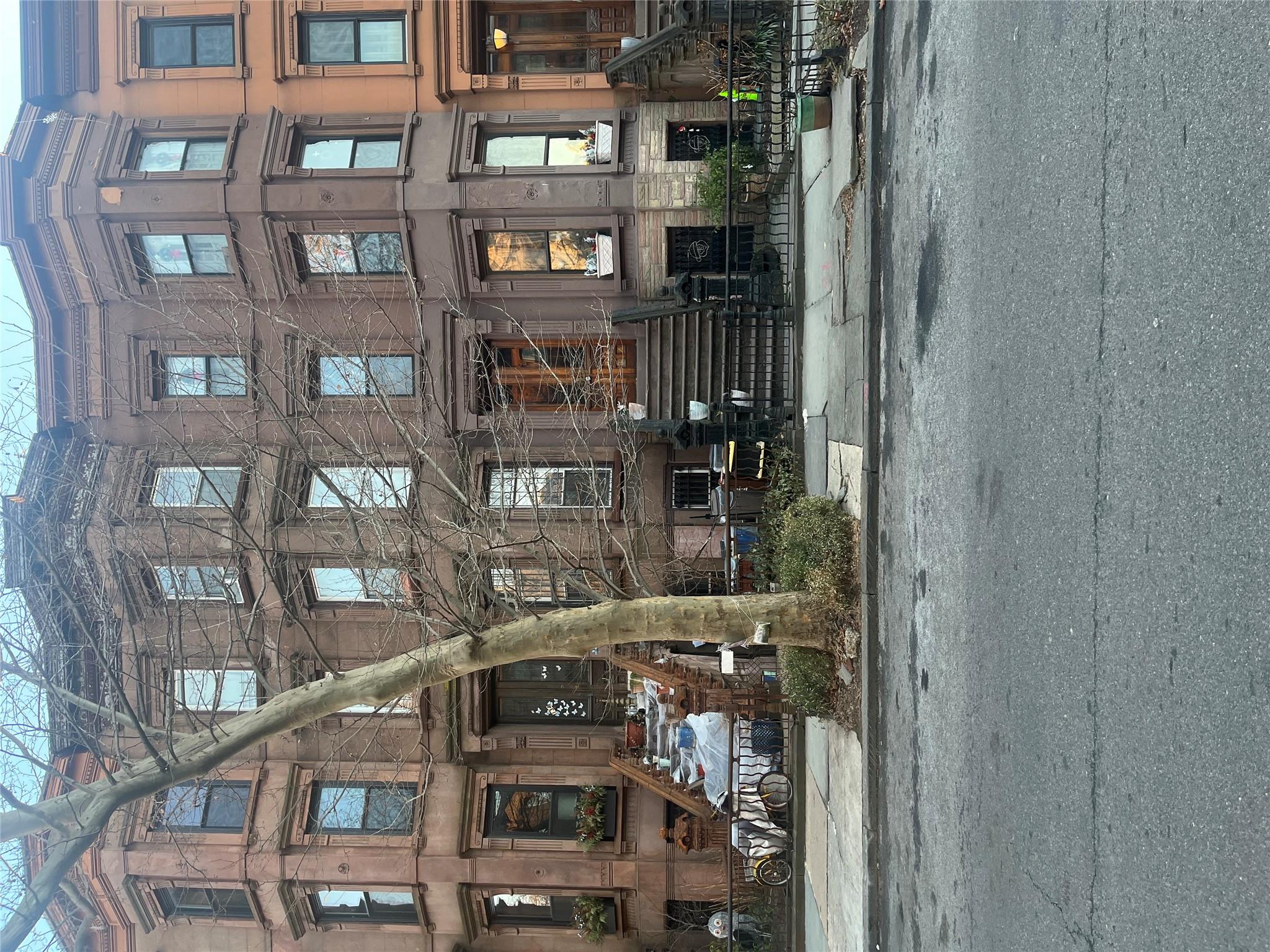 132 Macdonough Street