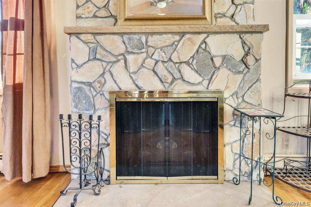 Malverne, New York 11565, United States, 5 Bedrooms Bedrooms, ,3 BathroomsBathrooms,Residential,Active,248966