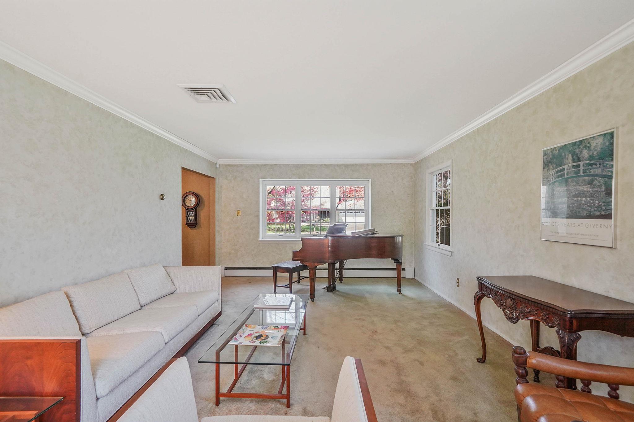 18 Botany Lane, Stony Brook, New York image 14