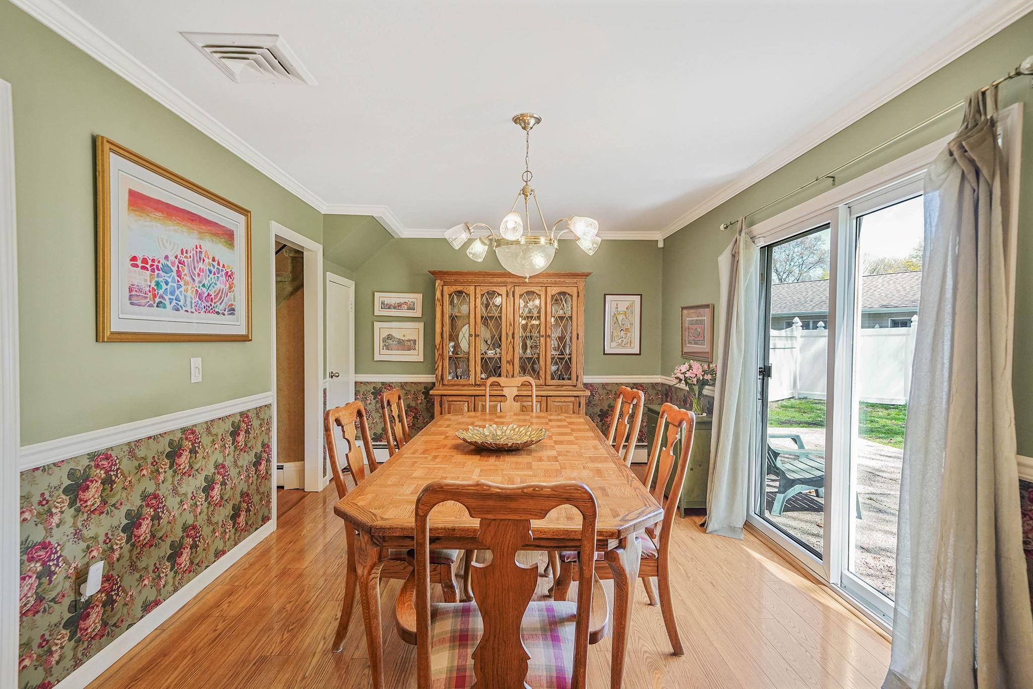 18 Botany Lane, Stony Brook, New York image 8