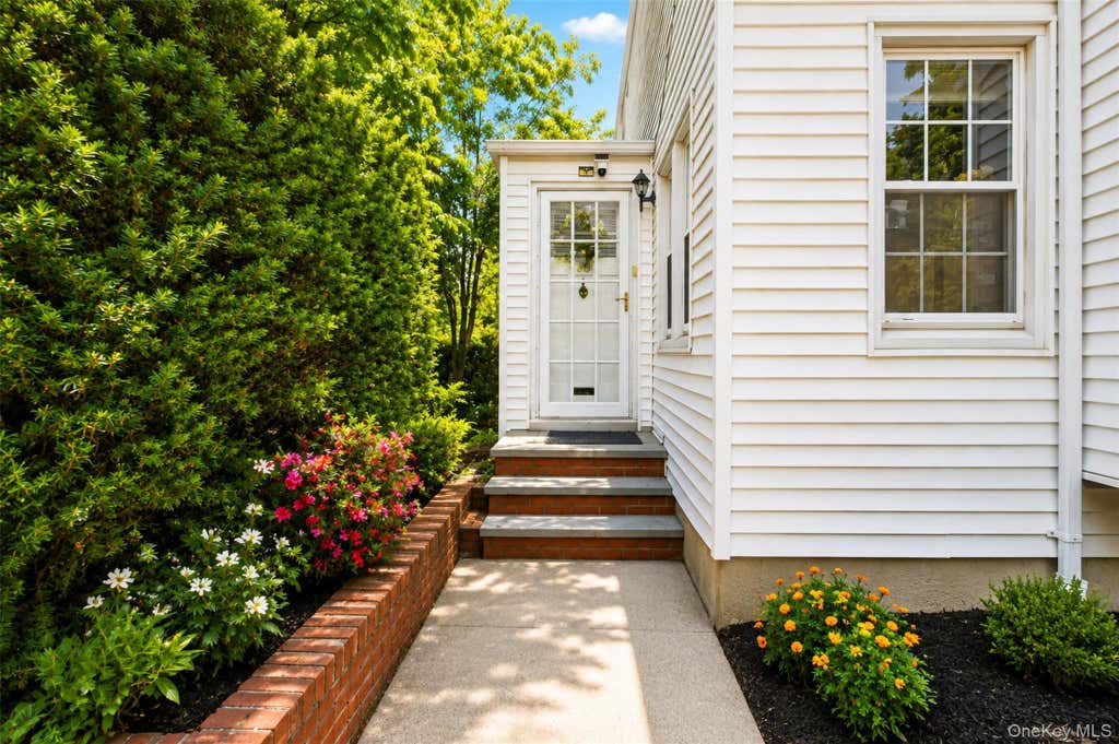 Photo of 26 Van Nostrand Court, Little Neck, NY 11362 (MLS # 1042392)