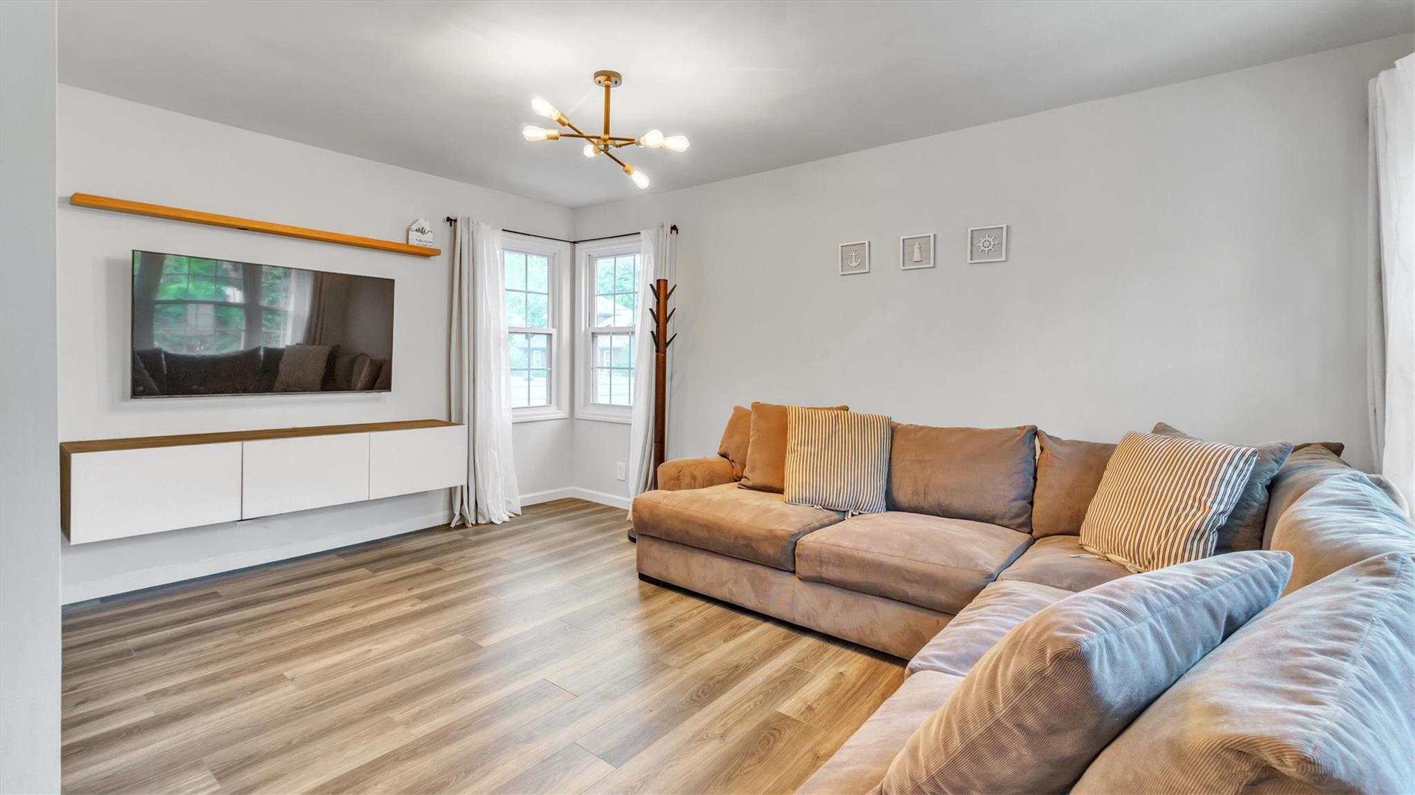 48 Springville Road, Hampton Bays, New York image 18