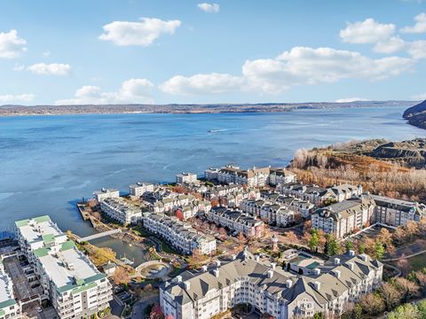 Condo For Sale - 1220 Round Pointe Drive<br/> Haverstraw, NY 10927