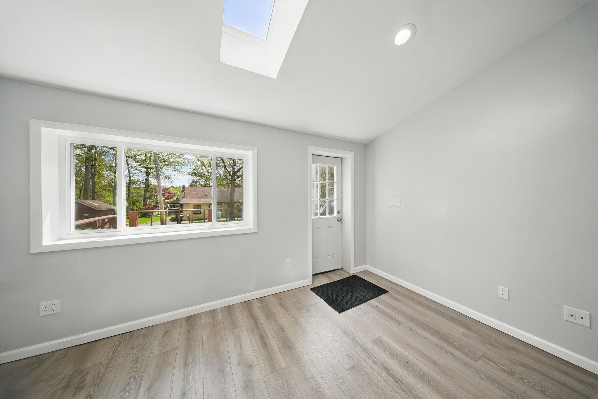 31 Minisink Trail, Glen Spey, New York image 5