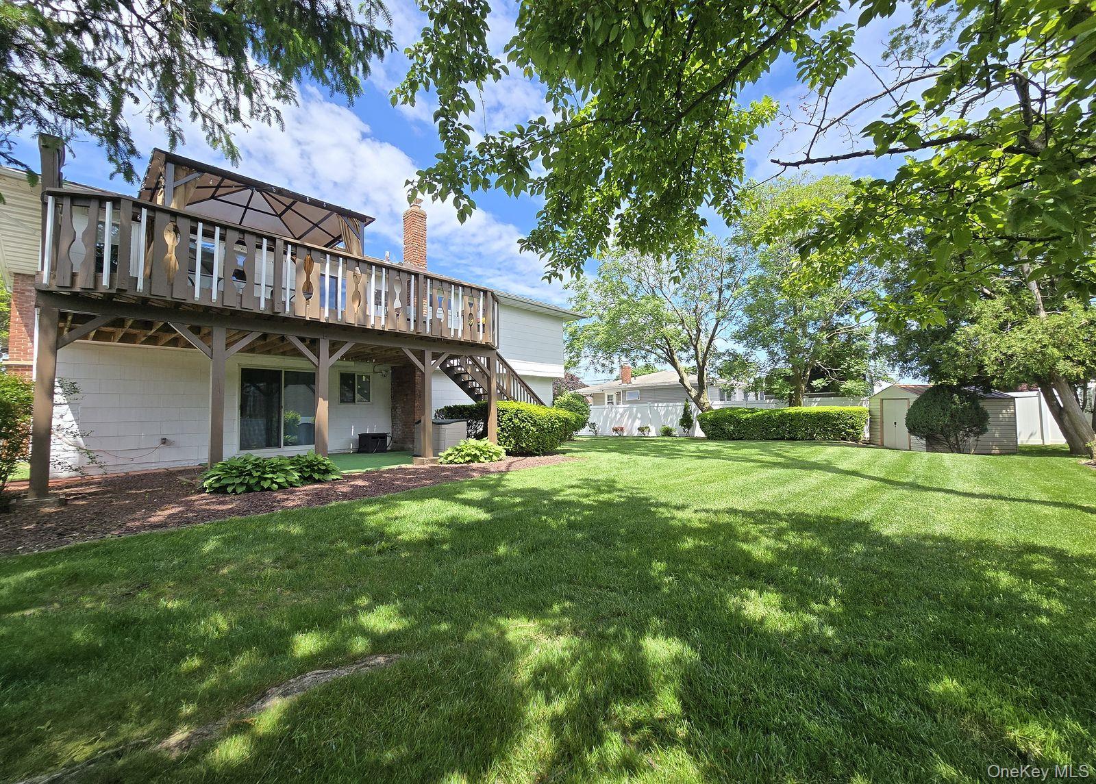 15 6th Avenue