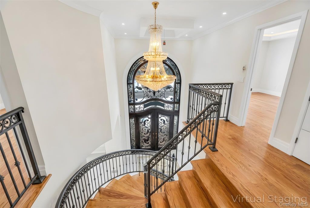 Photo of 2481 Putnam Drive, East Meadow, NY 11554 (MLS # 957808)