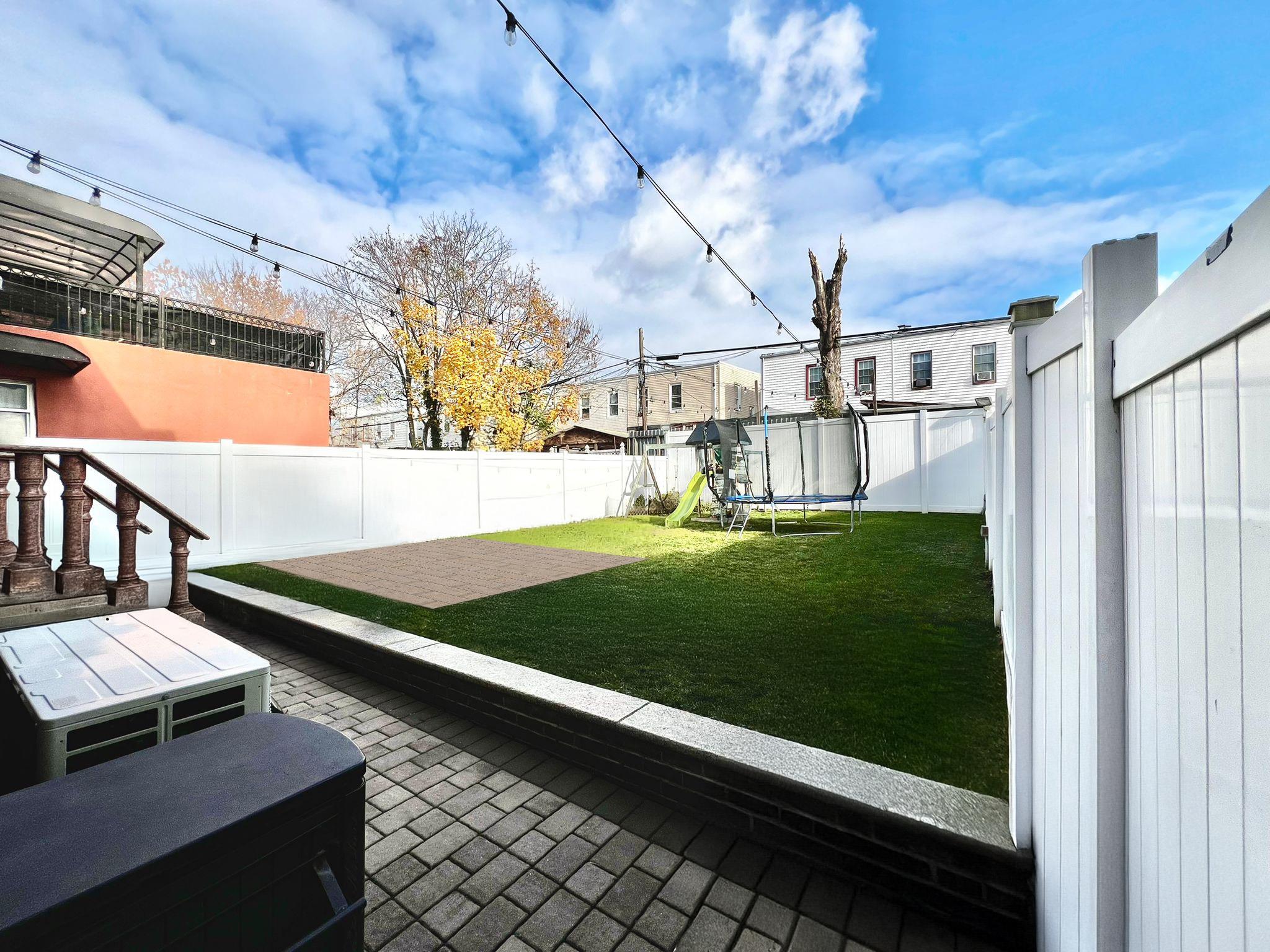 9317 201 Street, Hollis, New York image 14