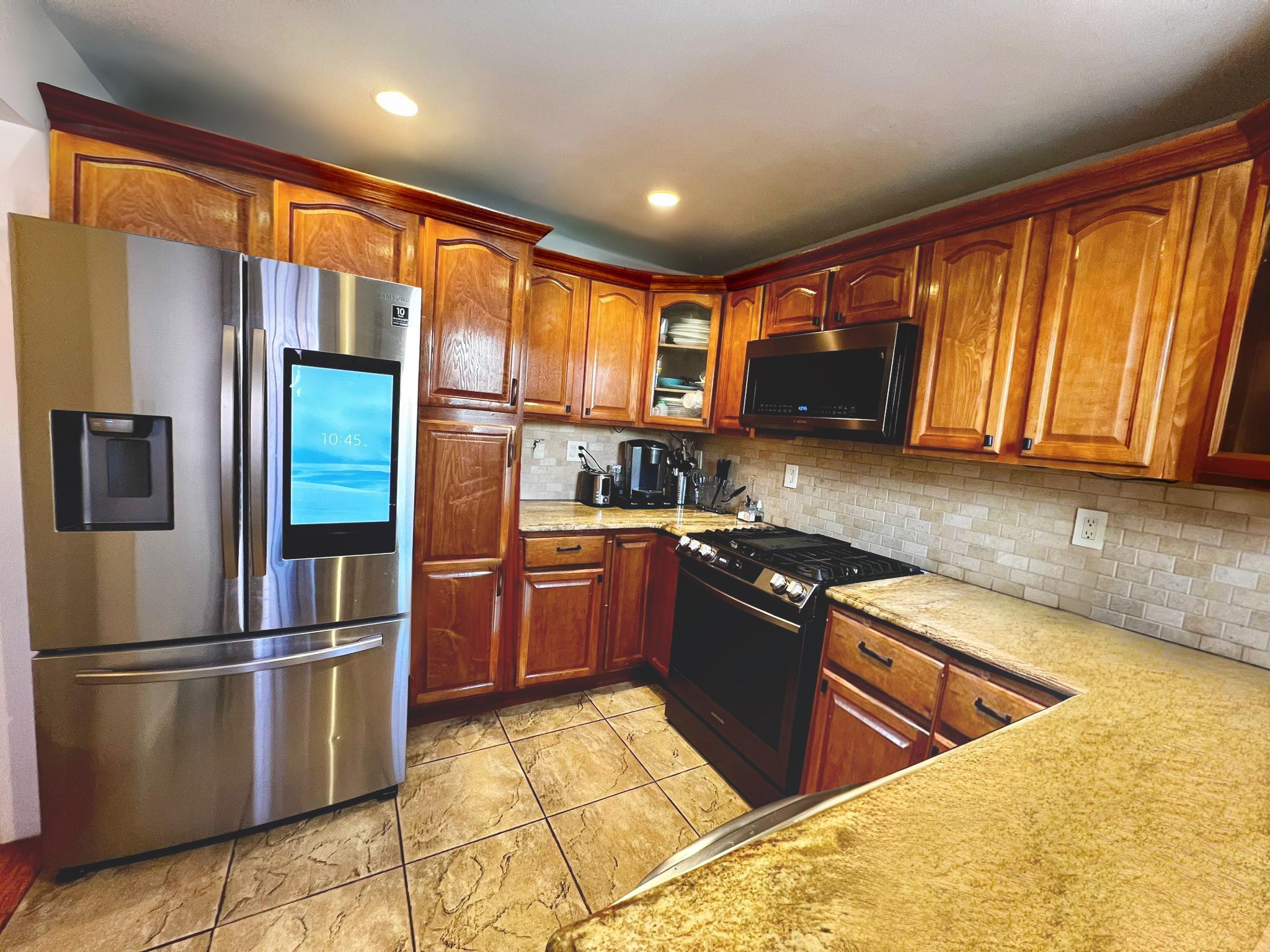 9317 201 Street, Hollis, New York image 3