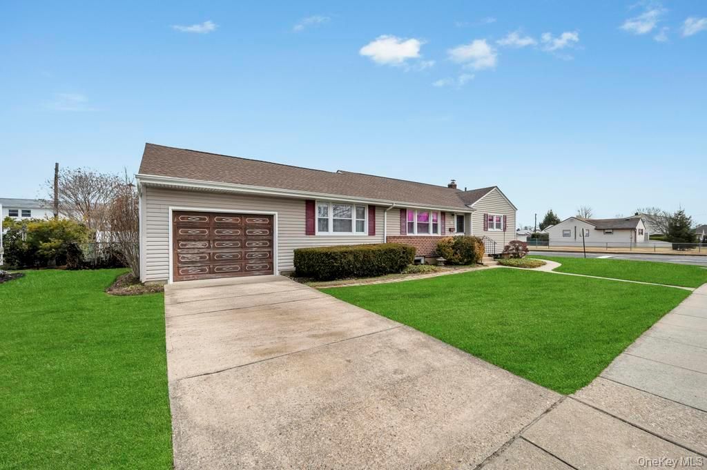 Photo of 1200 Stewart Avenue, Bethpage, NY 11714 (MLS # 978153)