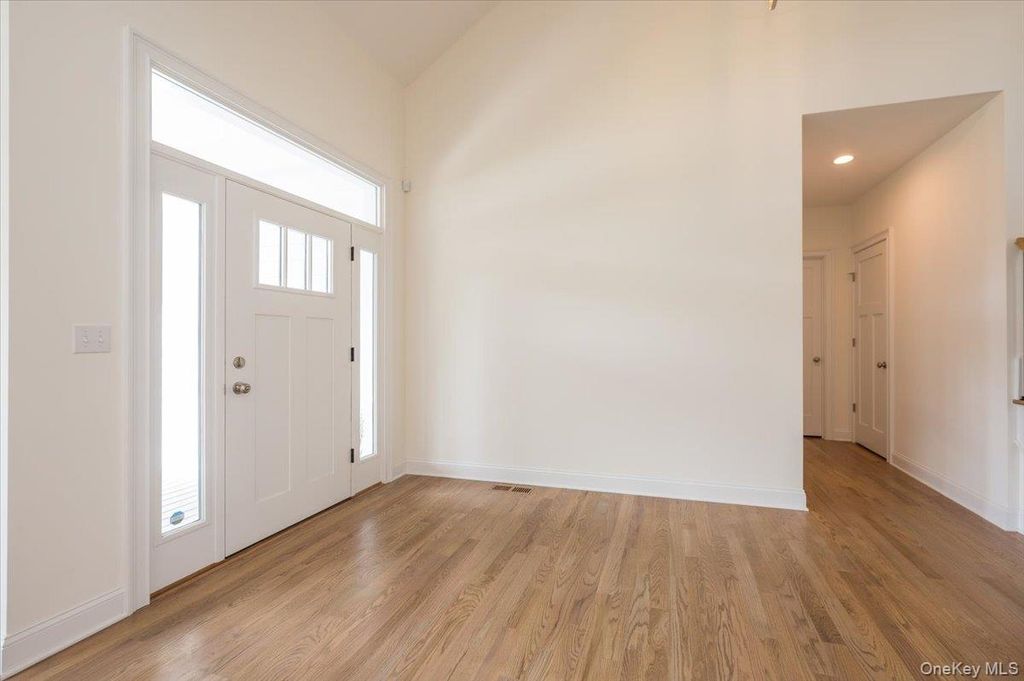 Photo of 50 Spring Meadow Court #50, Somers, NY 10589 (MLS # 983916)