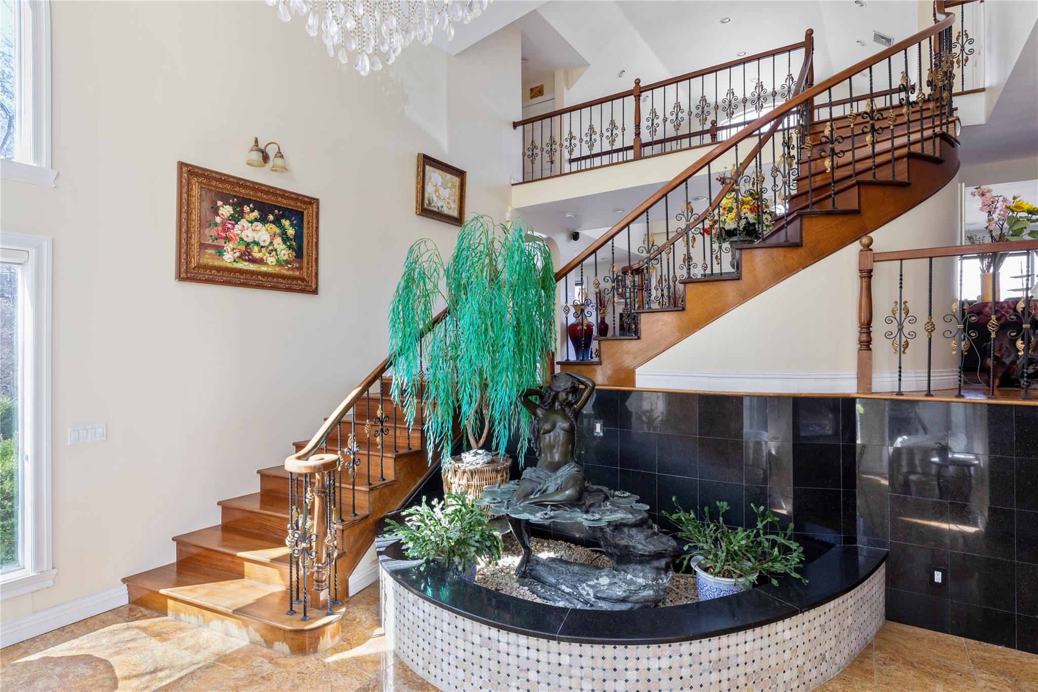 15 Hoffstot Lane