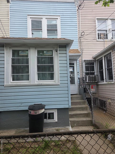 Homes For Sale - 118-39 153rd Street<br/> Jamaica, NY 11434