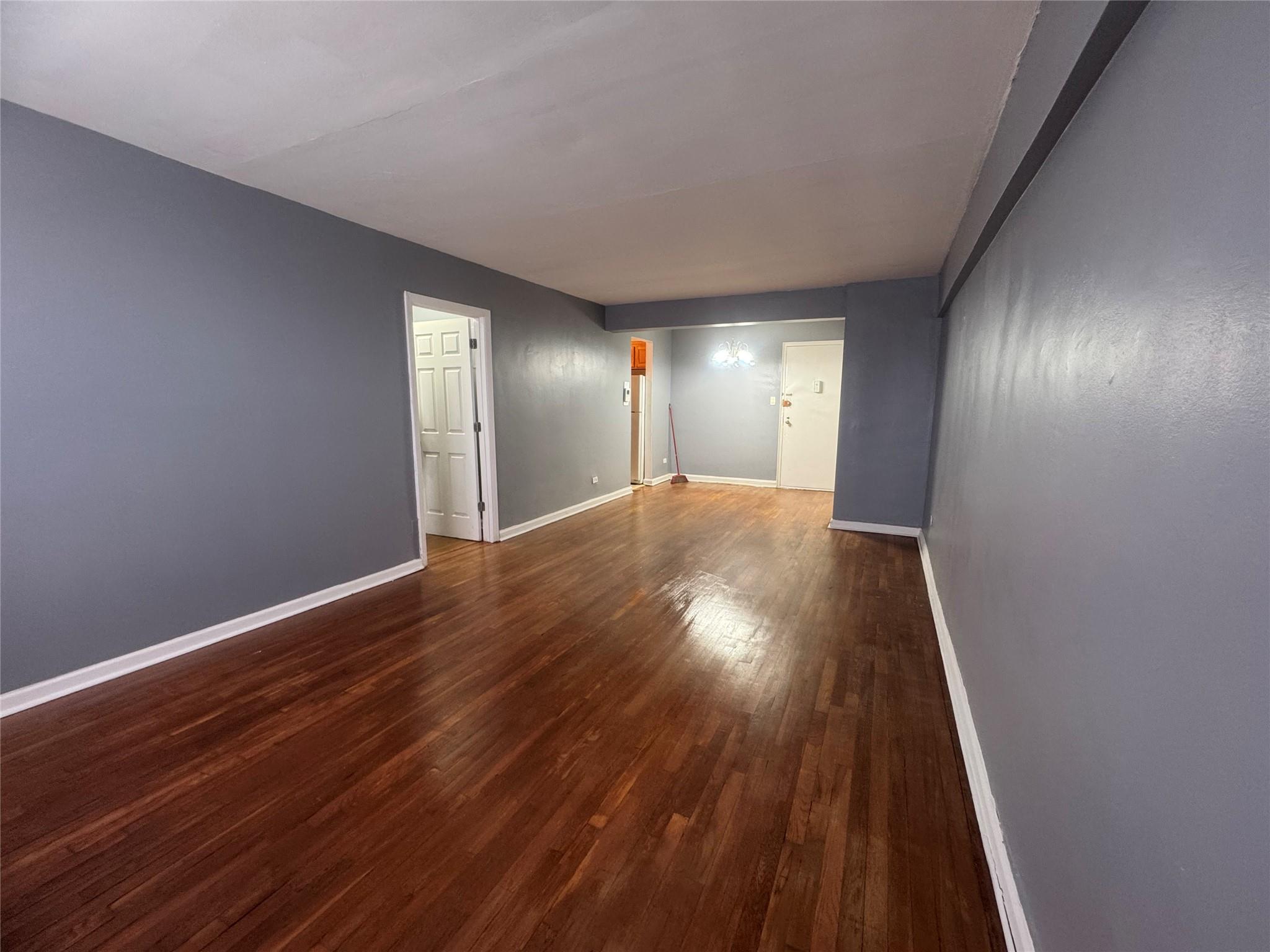 Property for Sale at 63 Ave Ave 2C, Forest Hills, Queens, NY - Bedrooms: 1 
Bathrooms: 1 
Rooms: 3  - $230,000
