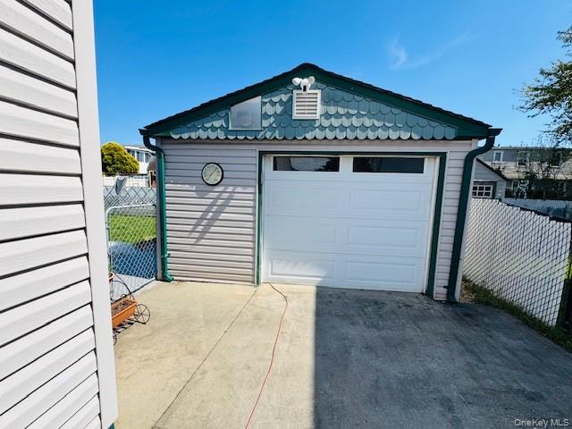 10 Schley Avenue