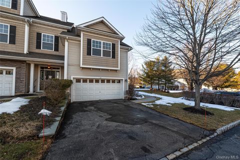 Condo For Sale - 43 Putters Way<br/> Middletown, NY 10940