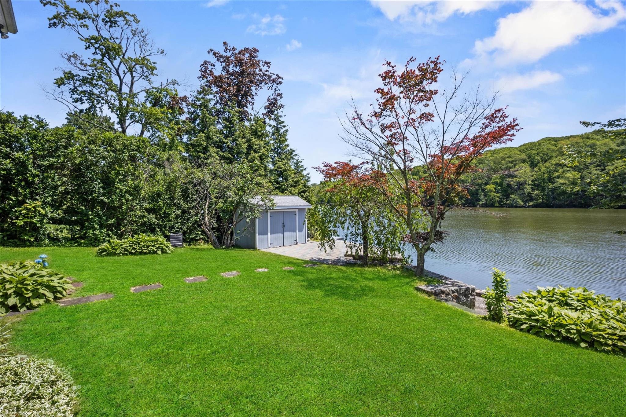 65 Lakeside Road, Mahopac, New York image 9