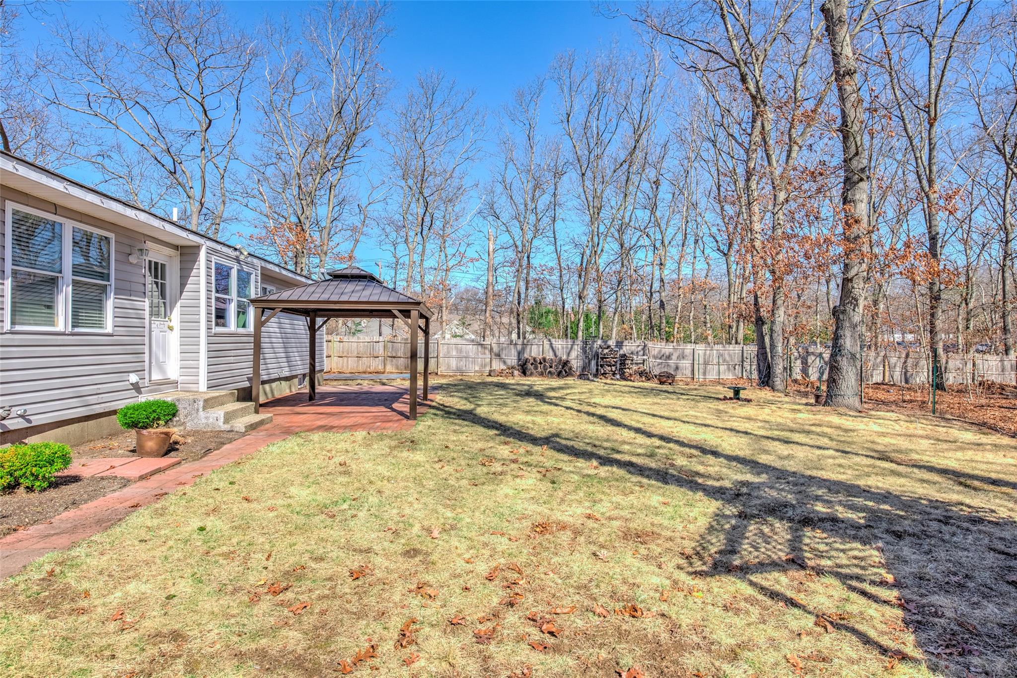 45 Helme Avenue, Miller Place, New York image 30