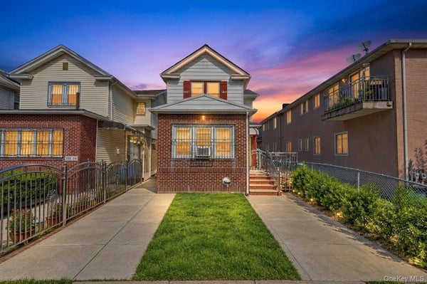 168-11 84TH AVE, JAMAICA, NY 11432 - Image b79c6d19fbbcd76cc56d7b807102bcca/740108212