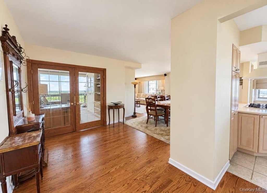 Photo of 27010 Grand Central Parkway #18E, Floral Park, NY 11005 (MLS # 1047556)