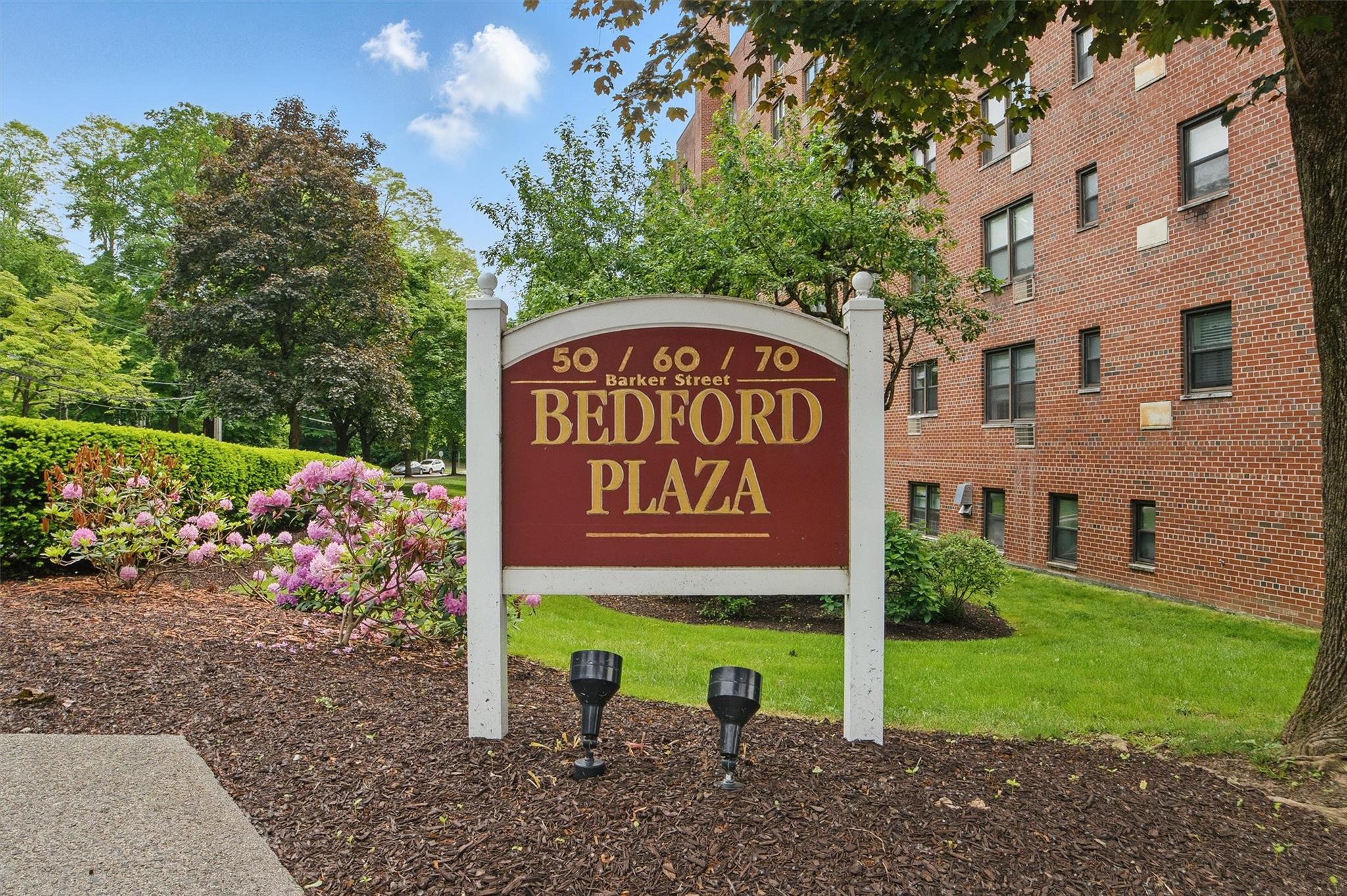 60 Barker Street #417, Mount Kisco, New York image 1