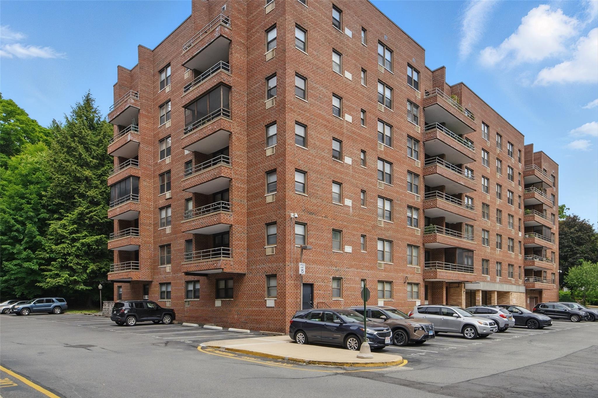 60 Barker Street #417, Mount Kisco, New York image 2