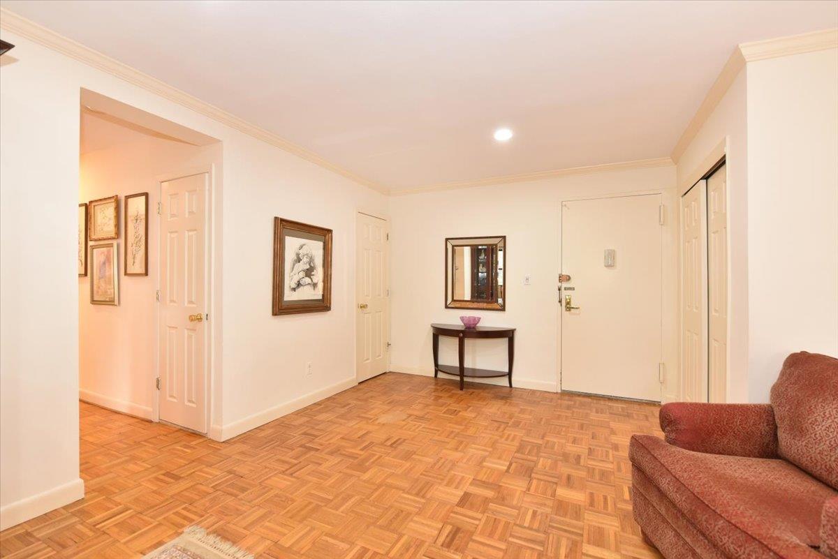 40 Stoner Avenue #1M, Great Neck, New York image 9